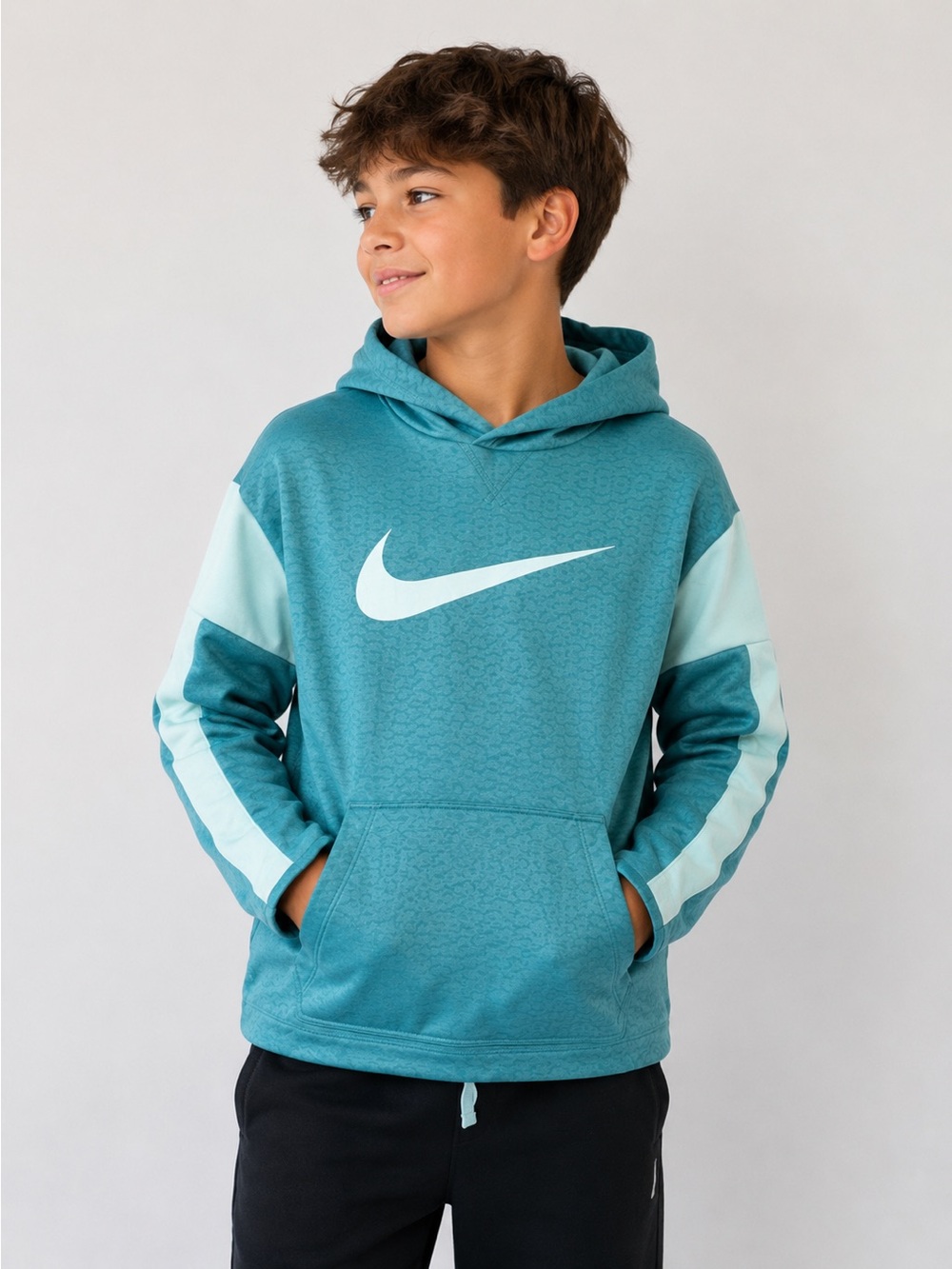 Nike Dri-FIT Therma-FIT Fleece Hoodie | Youth Medium |